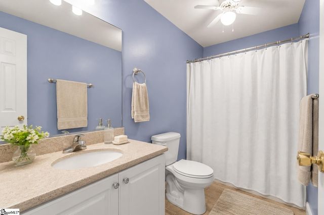 5 Lillians Lane, Greer, SC 29651