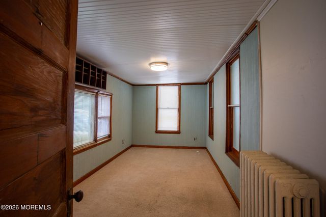 13 1st Street, Rumson, NJ 07760