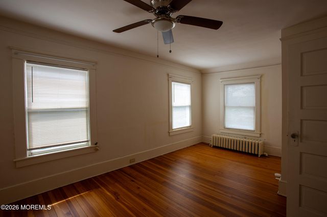 13 1st Street, Rumson, NJ 07760