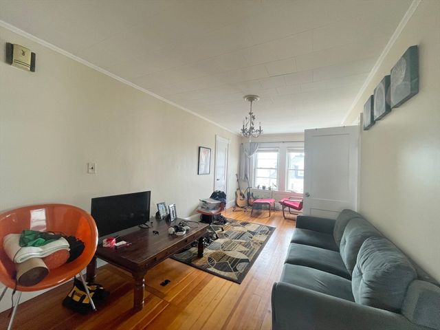 94 Saint Andrew 3, Boston, MA 02128