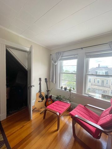 94 Saint Andrew 3, Boston, MA 02128