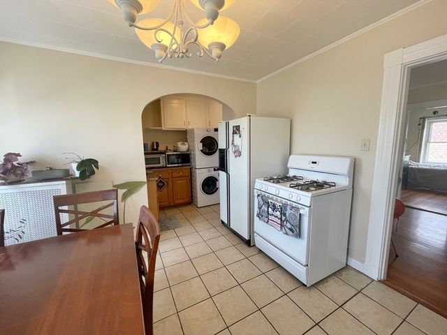 94 Saint Andrew 3, Boston, MA 02128