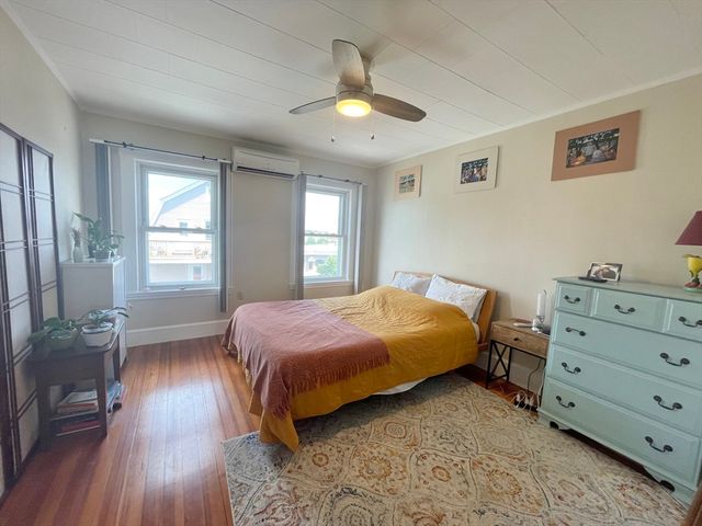 94 Saint Andrew 3, Boston, MA 02128