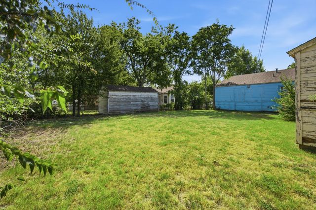 2529 Shropshire Street, Fort Worth, TX 76105