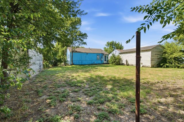 2529 Shropshire Street, Fort Worth, TX 76105