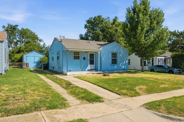 2529 Shropshire Street, Fort Worth, TX 76105