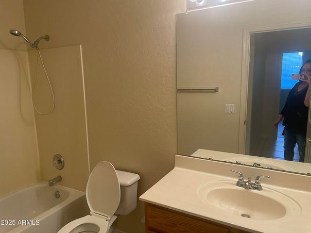 2165 W OLIVE Way, Chandler, AZ 85248