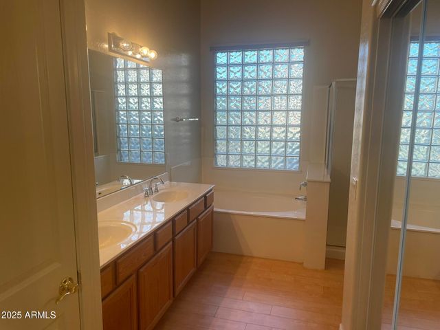 2165 W OLIVE Way, Chandler, AZ 85248