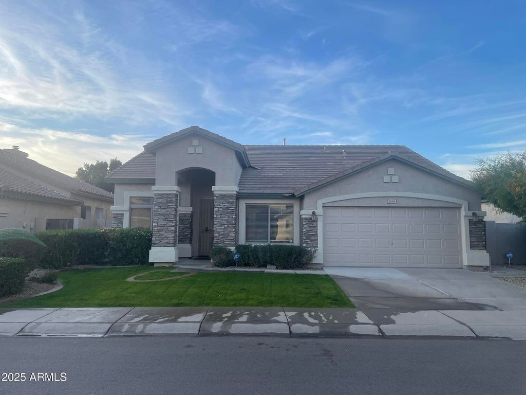 2165 W OLIVE Way, Chandler, AZ 85248