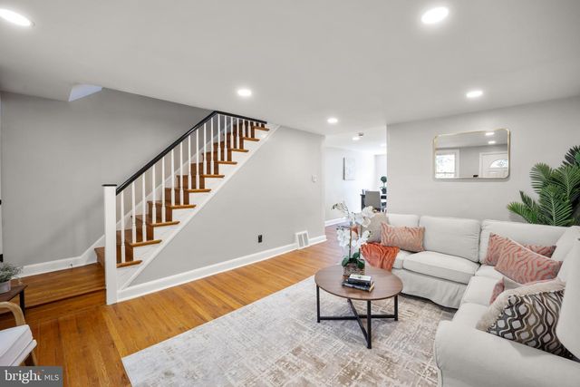 1350 KIMBERLY DR, Philadelphia, PA 19151