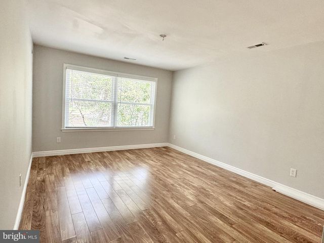 1 FOXBOROUGH CT, Medford, NJ 08055