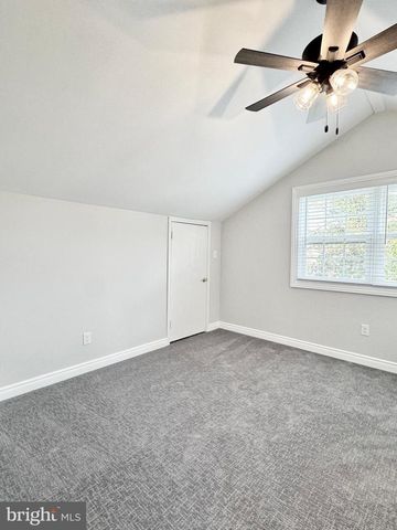 1 FOXBOROUGH CT, Medford, NJ 08055