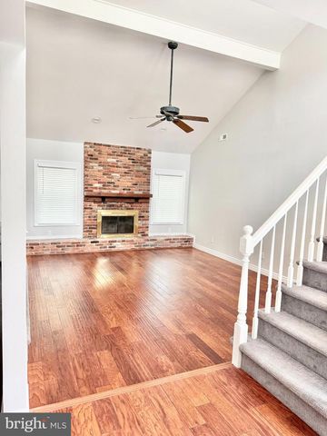 1 FOXBOROUGH CT, Medford, NJ 08055