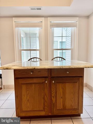 1 FOXBOROUGH CT, Medford, NJ 08055