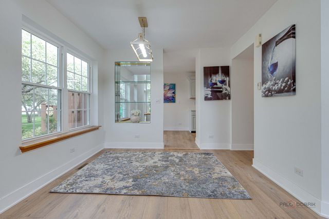 2944 Oak Court 2944, Schaumburg, IL 60193