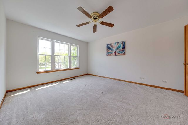 2944 Oak Court 2944, Schaumburg, IL 60193