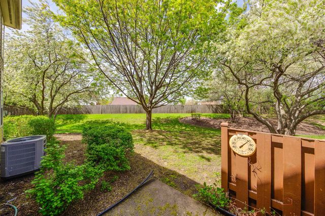 2944 Oak Court 2944, Schaumburg, IL 60193