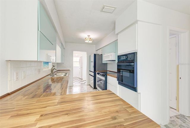 6311 2ND AVENUE W, Bradenton, FL 34209