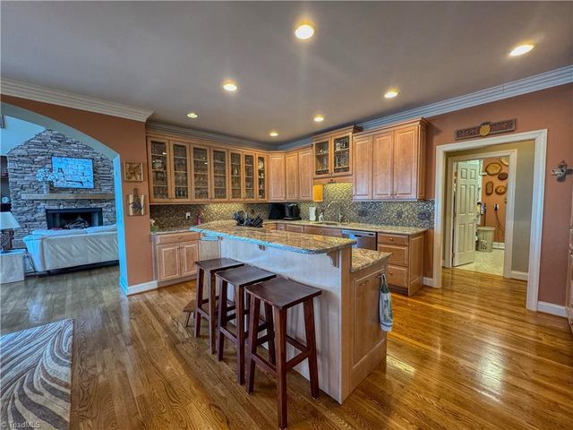 2288 Rocky Cove Lane, Denton, NC 27239