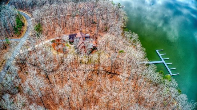 2288 Rocky Cove Lane, Denton, NC 27239