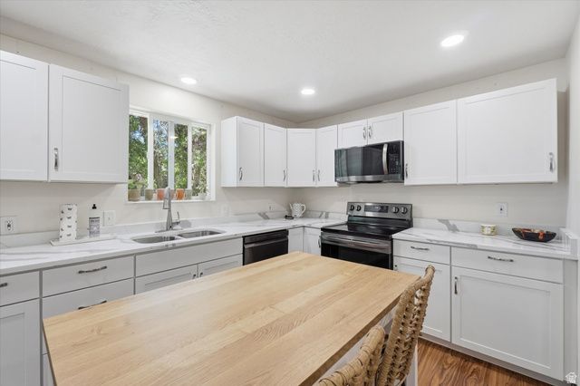2570 W BLAKE DR, Taylorsville, UT 84129