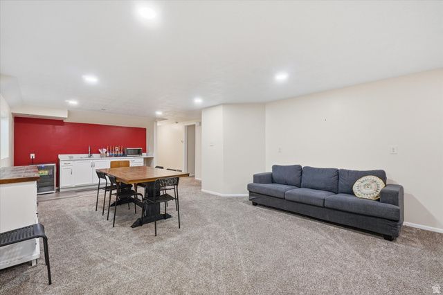 2570 W BLAKE DR, Taylorsville, UT 84129