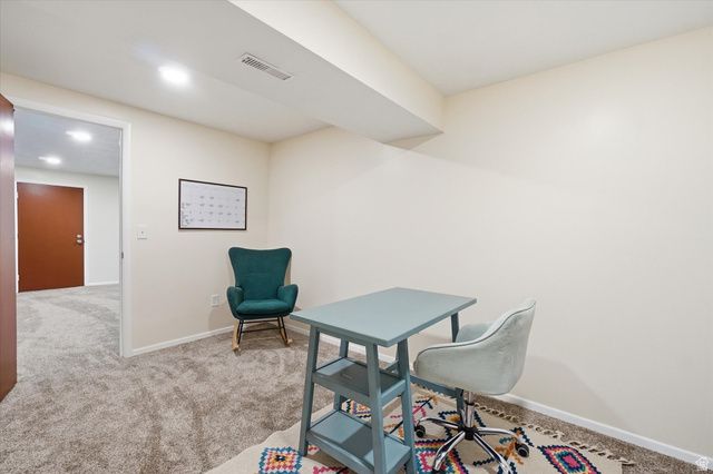 2570 W BLAKE DR, Taylorsville, UT 84129