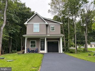 5 LAKESIDE TRL, Fairfield, PA 17320