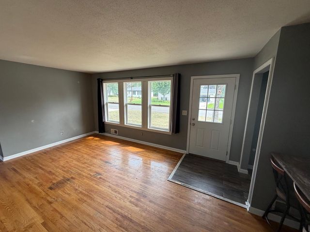 1701 Dixon Drive, Saint Paul Park, MN 55071