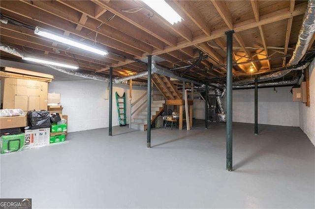 620 Oakstone Way, Roswell, GA 30075