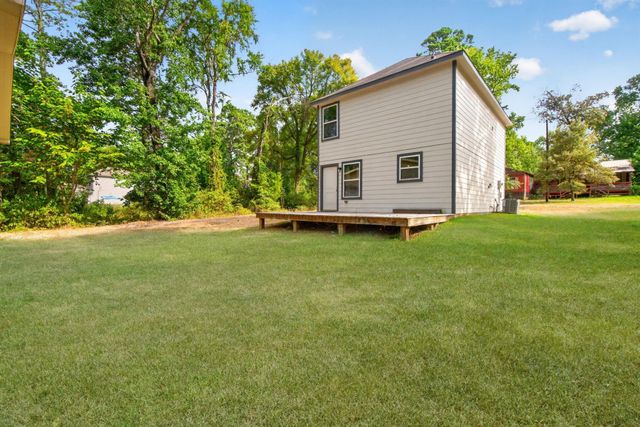 155 Cherry Tree, Livingston, TX 77351