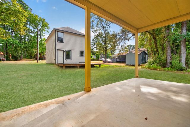 155 Cherry Tree, Livingston, TX 77351
