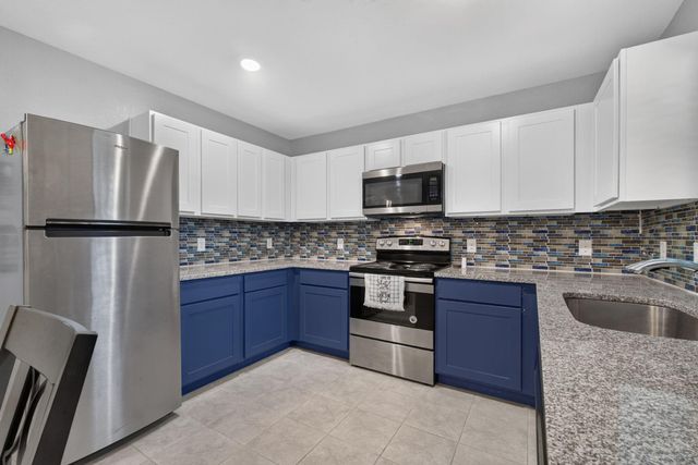 155 Cherry Tree, Livingston, TX 77351