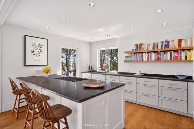 615 Chequessett Neck Road, Wellfleet, MA 02667