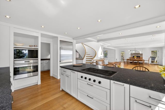 615 Chequessett Neck Road, Wellfleet, MA 02667