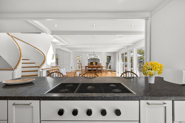 615 Chequessett Neck Road, Wellfleet, MA 02667