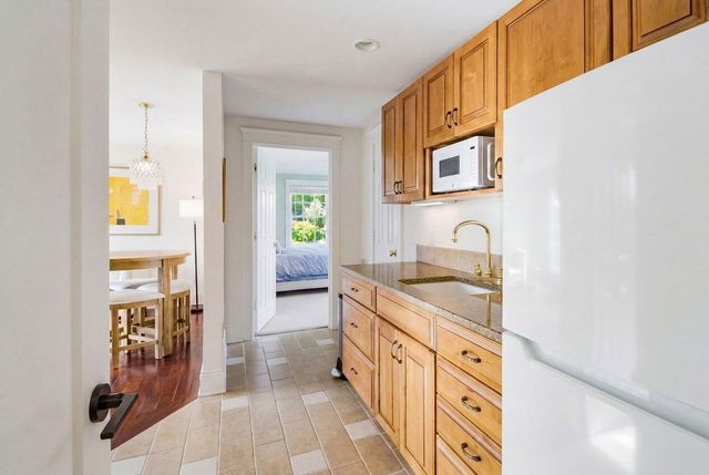 615 Chequessett Neck Road, Wellfleet, MA 02667