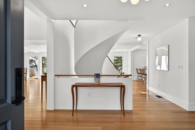 615 Chequessett Neck Road, Wellfleet, MA 02667