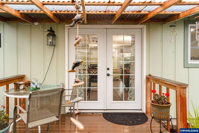 825 SW Walnut St, Albany, OR 97321