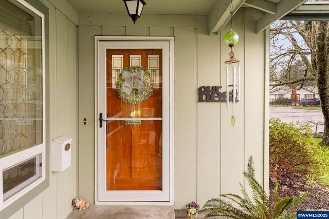 825 SW Walnut St, Albany, OR 97321