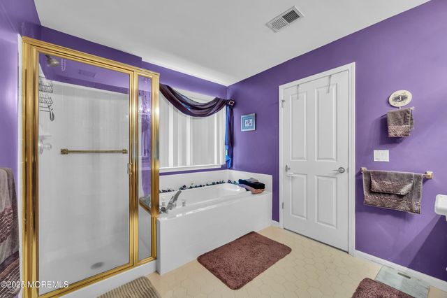 2674 Meadow Lake Drive, Toms River, NJ 08755