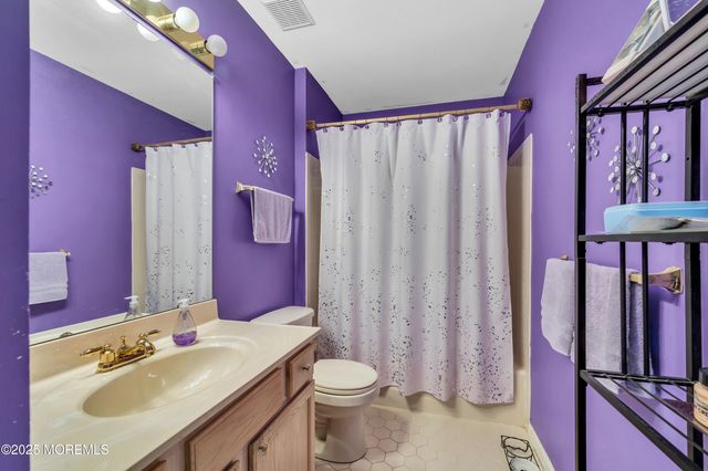 2674 Meadow Lake Drive, Toms River, NJ 08755