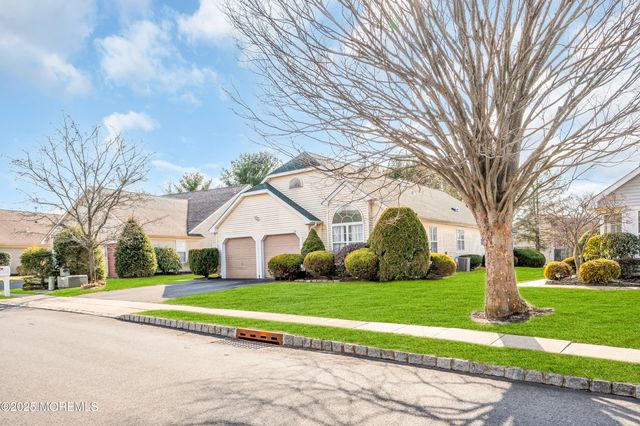 2674 Meadow Lake Drive, Toms River, NJ 08755