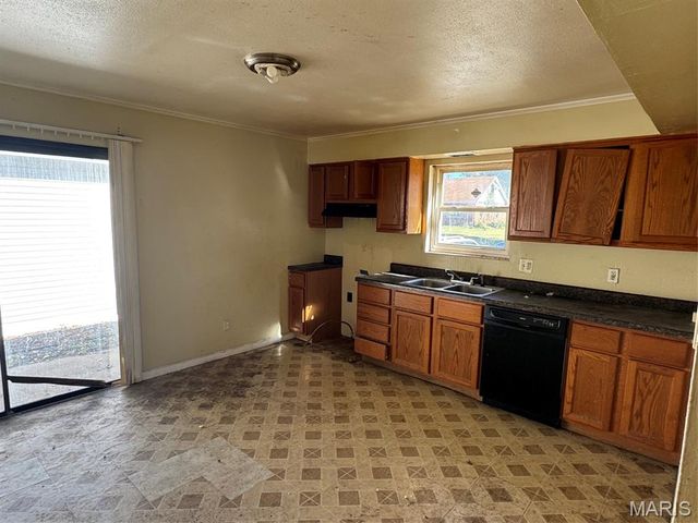 12047 Larimore Road, Unincorporated, MO 63138