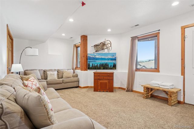 108 Hummingbird Way, Granby, CO 80446