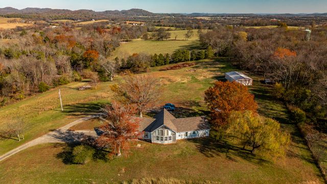 414B Rock Springs Rd, Castalian Springs, TN 37031