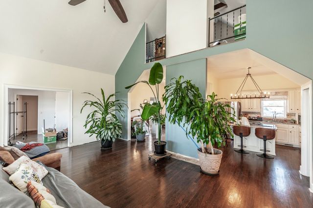 414B Rock Springs Rd, Castalian Springs, TN 37031