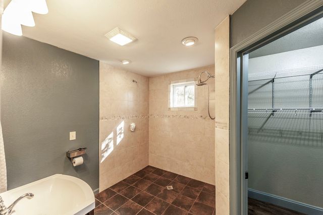 414B Rock Springs Rd, Castalian Springs, TN 37031