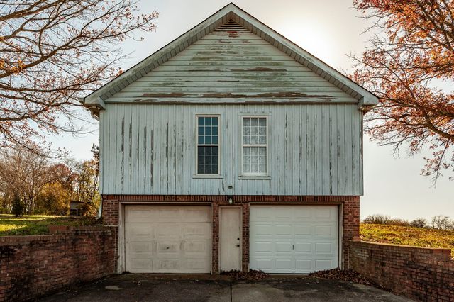 414B Rock Springs Rd, Castalian Springs, TN 37031