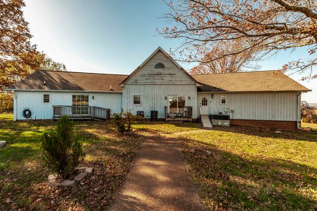 414B Rock Springs Rd, Castalian Springs, TN 37031